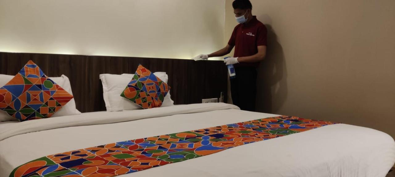 Hotel Grand Ambience Ahmedabad Exterior photo