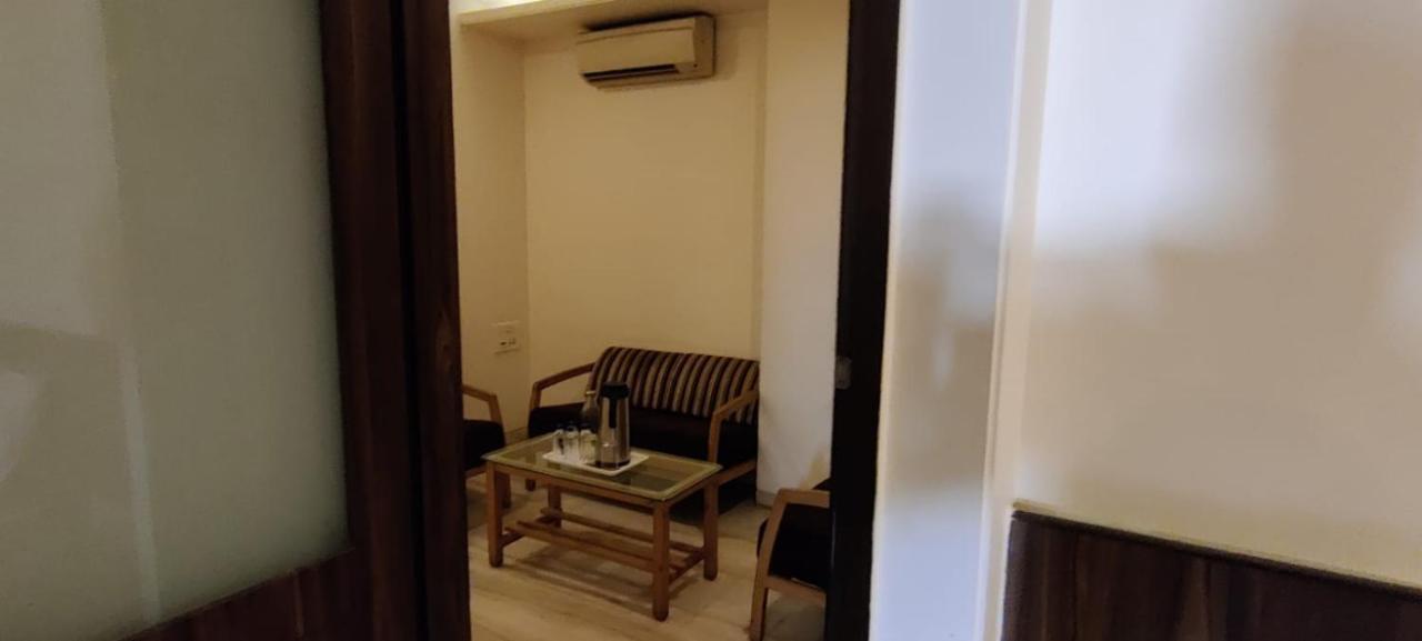 Hotel Grand Ambience Ahmedabad Exterior photo