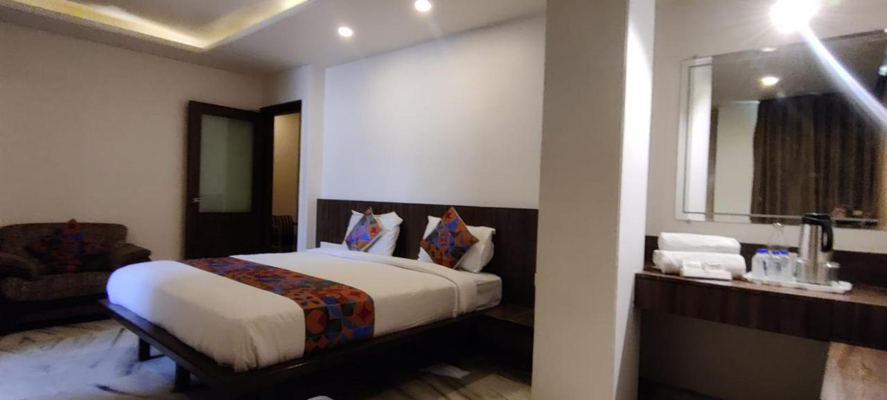 Hotel Grand Ambience Ahmedabad Exterior photo